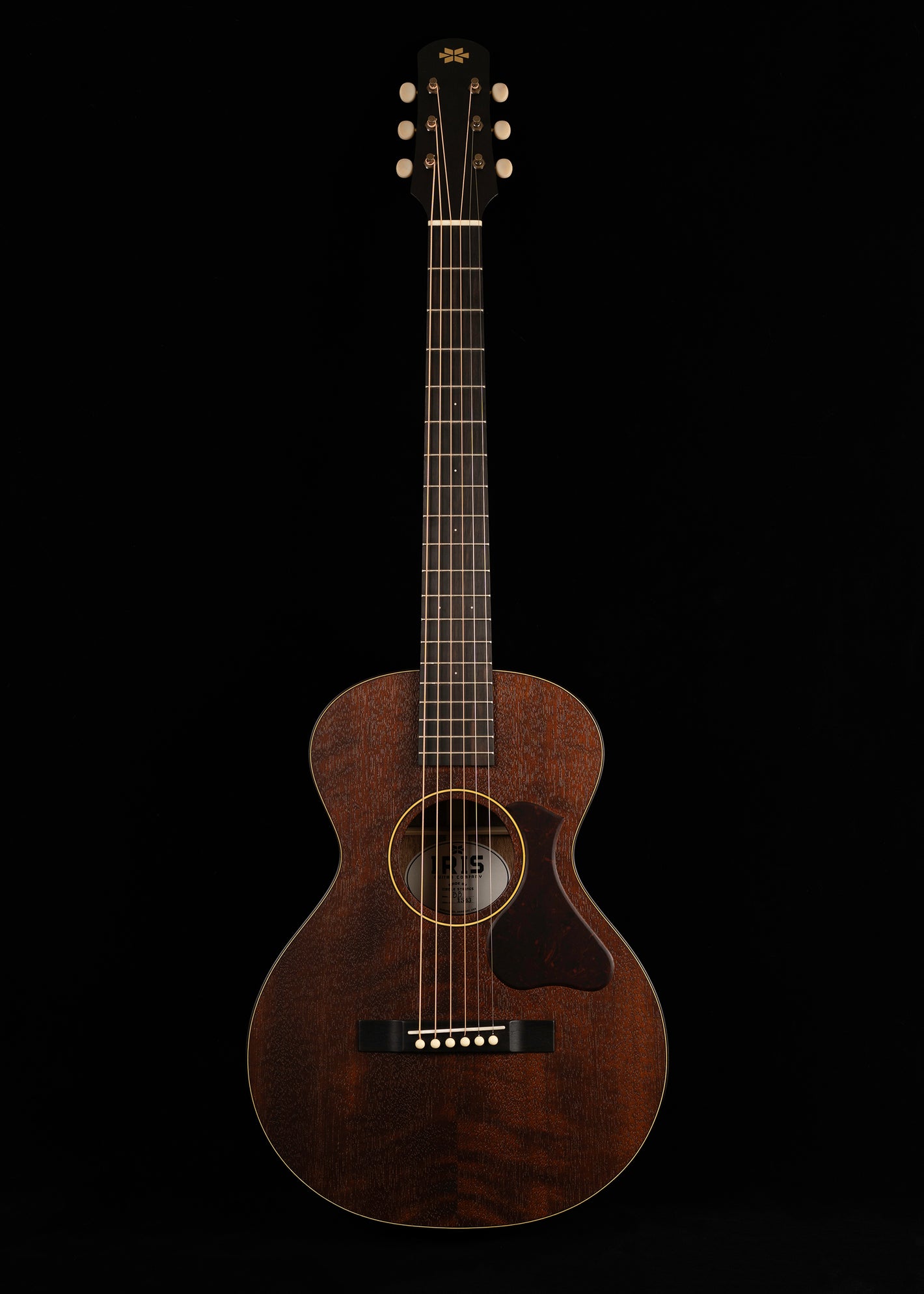 2025 Iris BB Natural, All Mahogany