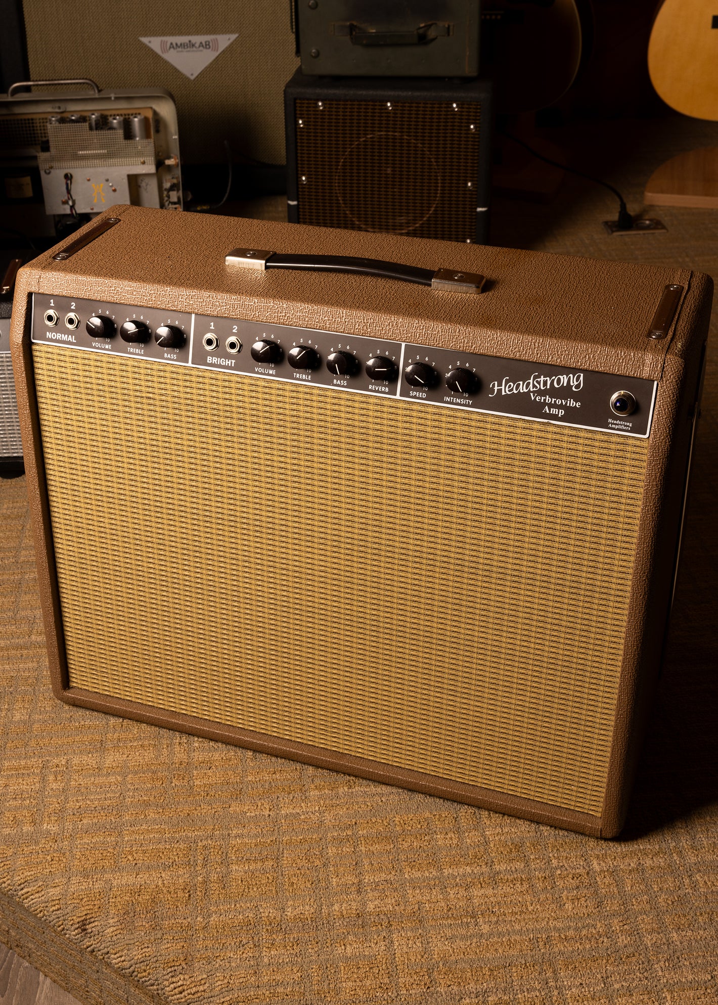 Headstrong Verbrovibe Amp