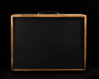 Bruno Cabinet, Custom