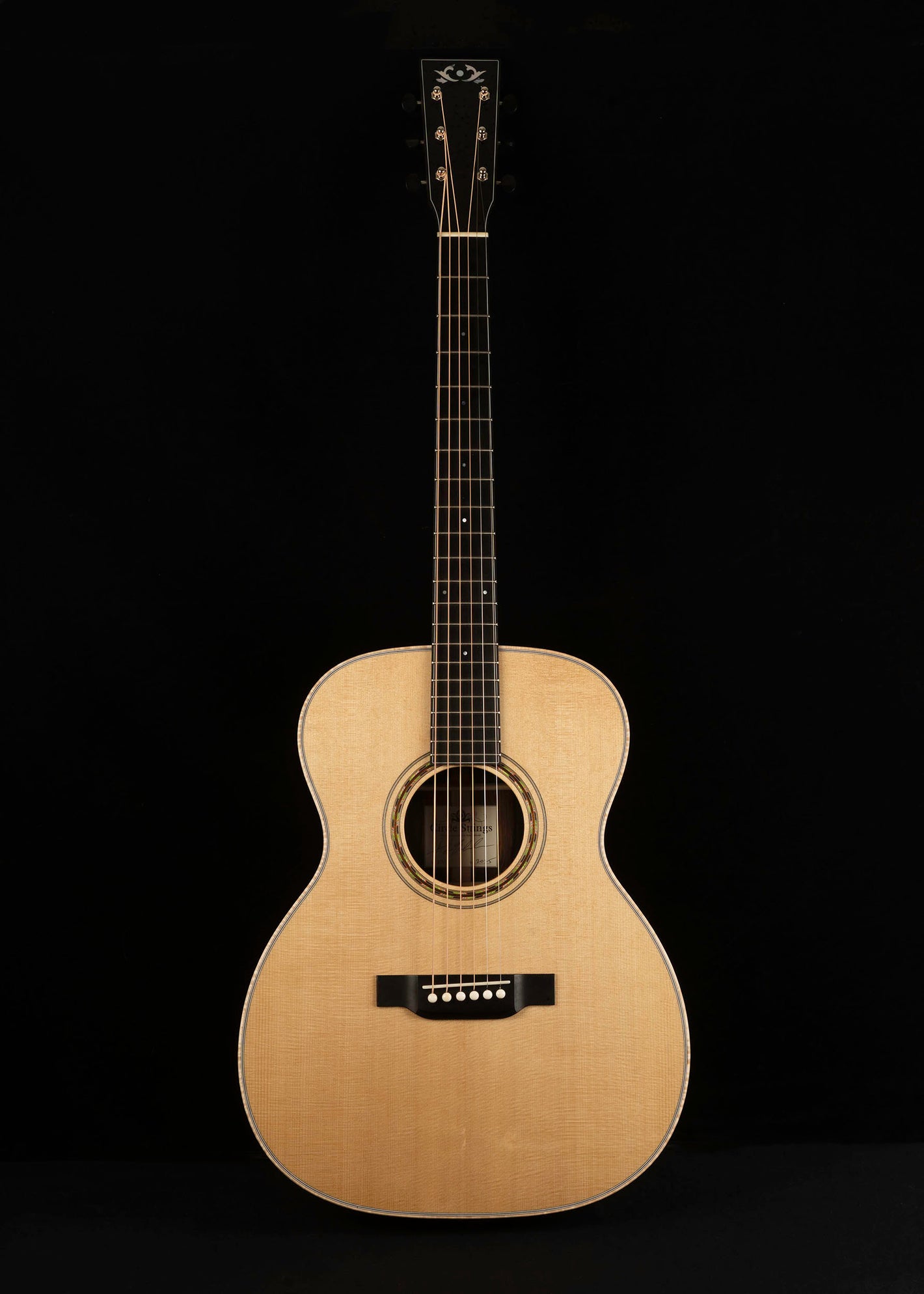 2025 Circle Strings OM, German Spruce/Cocobolo
