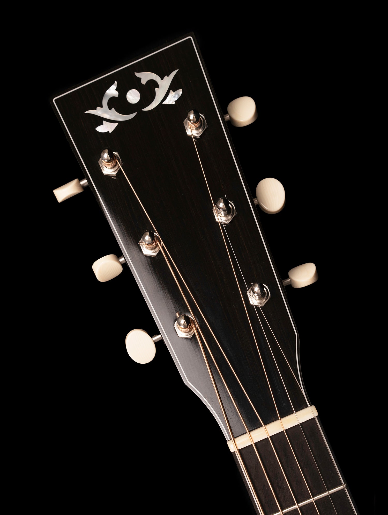 Circle Strings Guitar Shop