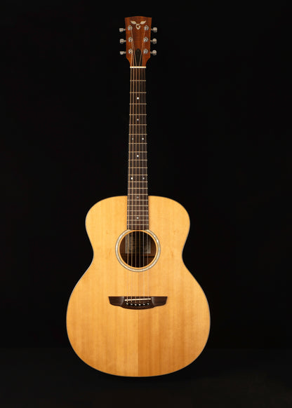Goodall "Aloha" Series Mahogany/Sitka Concert Jumbo